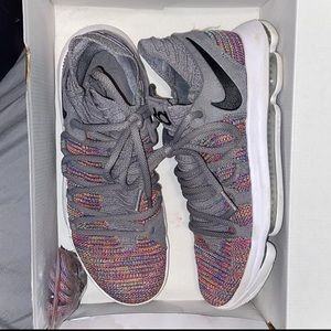 nike basketball shoes